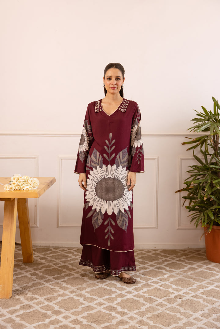Nehamta Women's Maroon German Rayon Kurta With Palazzo Set