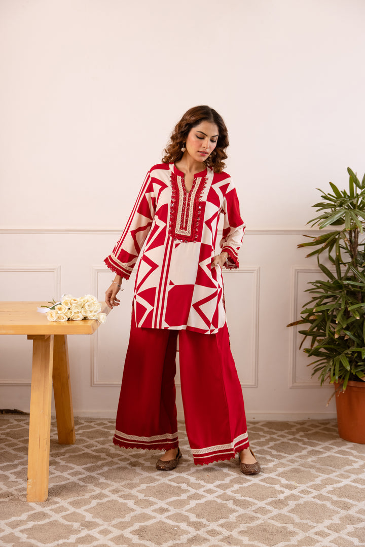 Nehamta Women's Red:White German Rayon Tunic with Palazzo Co-Ords Set
