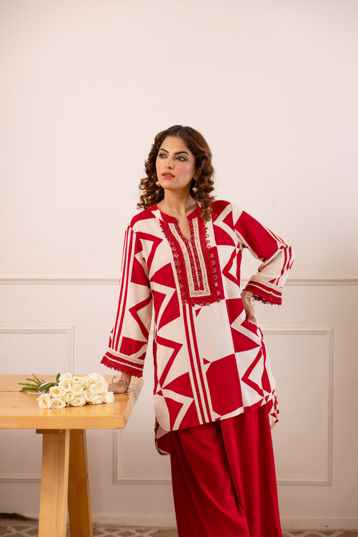 Nehamta Women's Red:White German Rayon Tunic with Palazzo Co-Ords Set