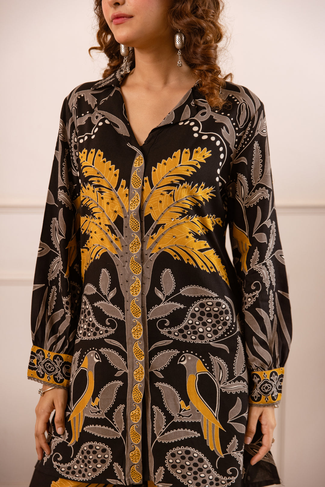 Nehamta Women's Black German Rayon Tunic with Palazzo Co-Ords Set