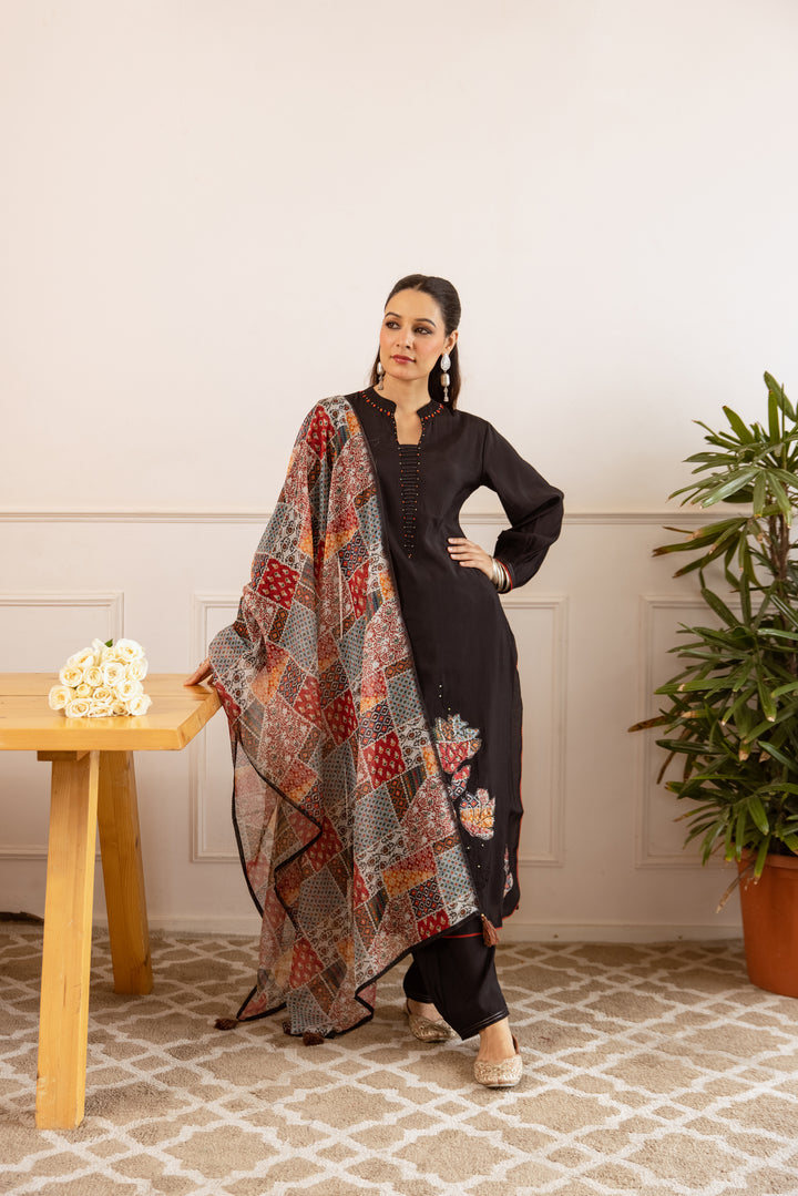 Nehamta Women's Black Modal Muslin Kurta with Pant & Dupatta