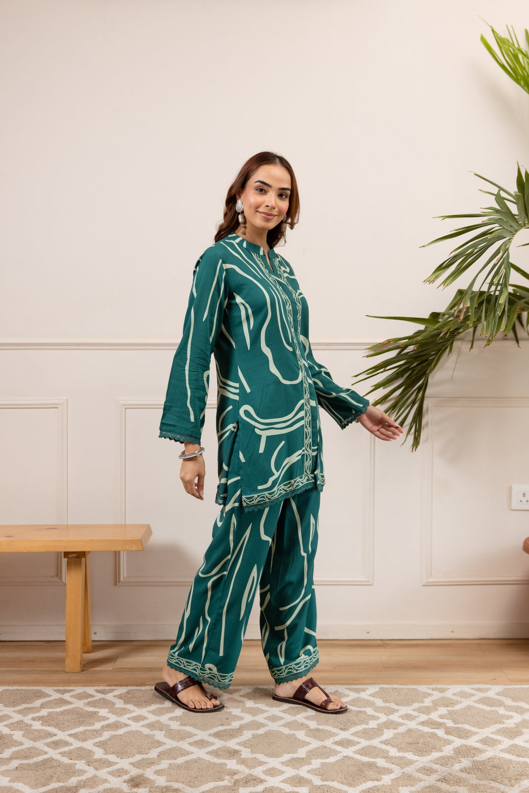 Nehamta Women's Teal German Rayon Tunic with Pant Co-Ords Set