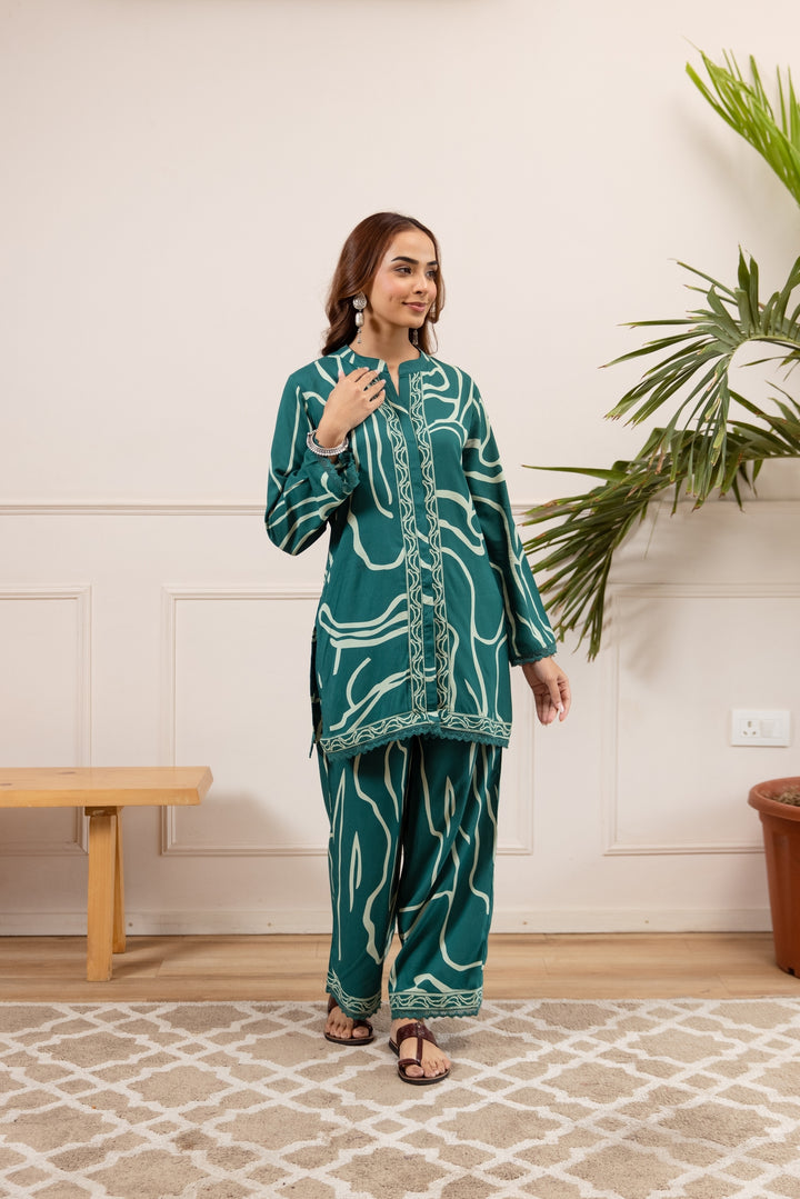 Nehamta Women's Teal German Rayon Tunic with Pant Co-Ords Set