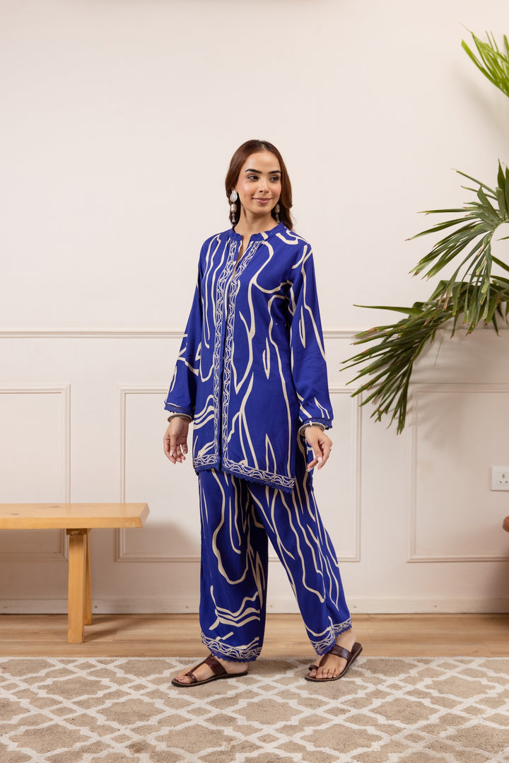 Nehamta Women's Blue German Rayon Tunic with Pant Co-Ords Set