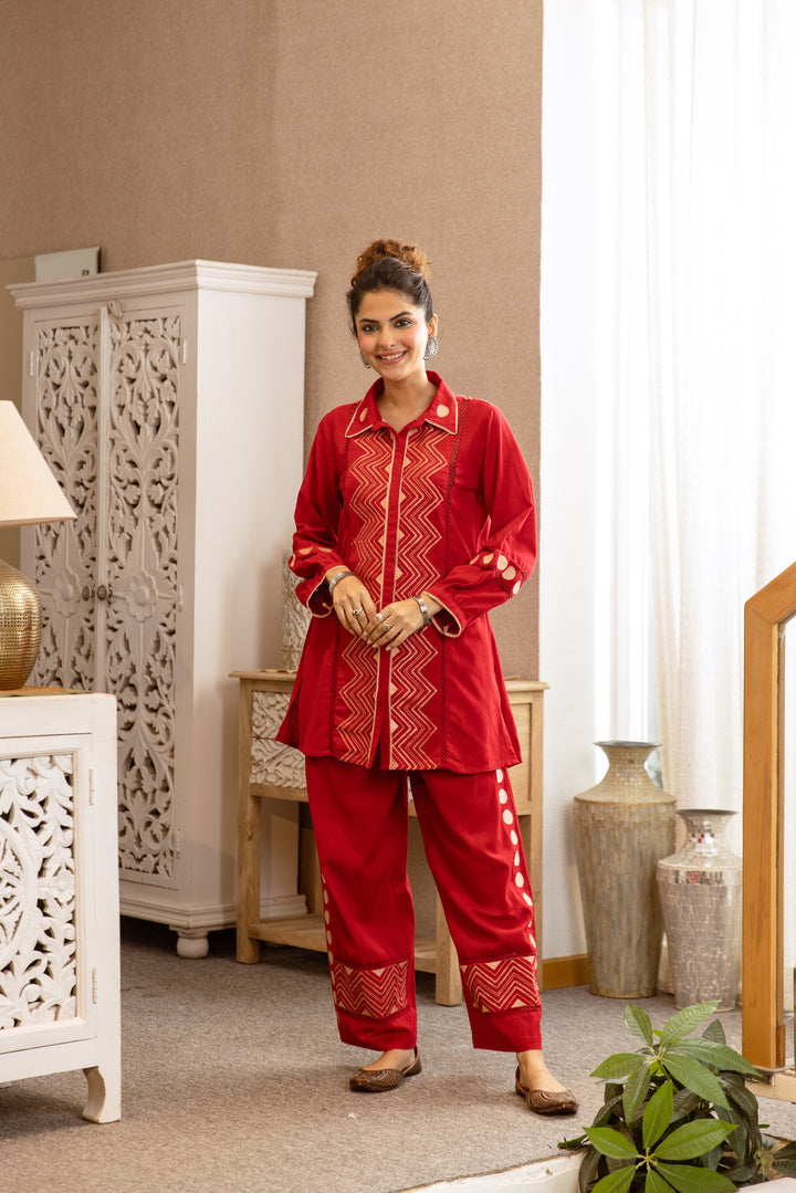 Nehamta Women's Red Cotton Kurta & Pant Set