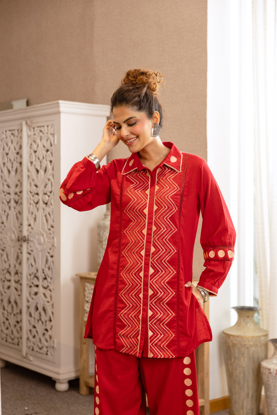 Nehamta Women's Red Cotton Kurta & Pant Set