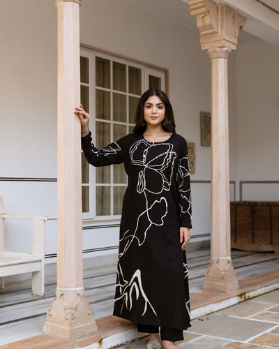 Nehamta Women's Black German Rayon Kurta & Pant Set