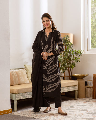 Nehamta Women's Black Cotton Kurta with Pant & Dupatta