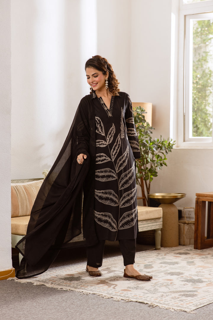 Nehamta Women's Black Cotton Kurta with Pant & Dupatta