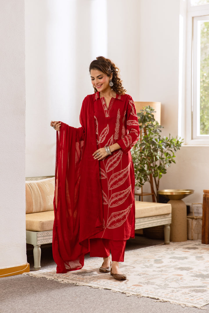 Nehamta Women's Red Cotton Kurta with Pant & Dupatta