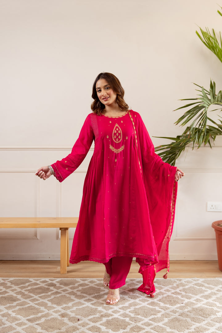 Nehamta Women's Pink Shantoon Kurta with Pant & Dupatta