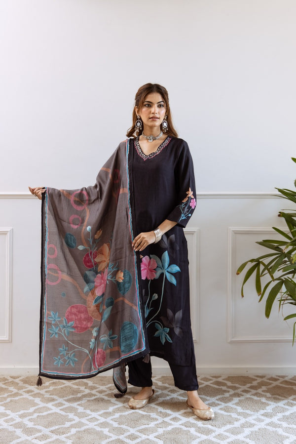 Nehamta Women's Black Cotton Kurta with Pant & Dupatta