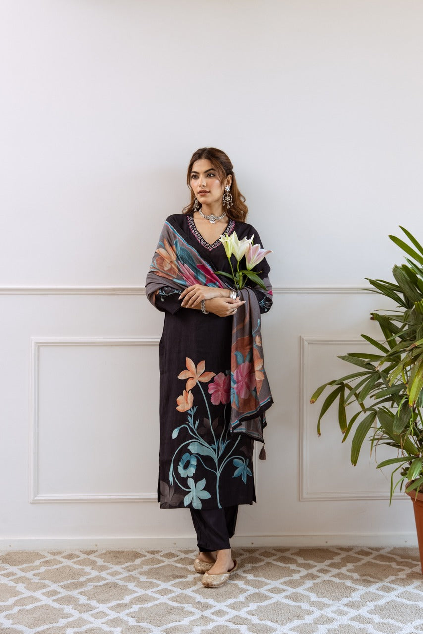 Nehamta Women's Black Cotton Kurta with Pant & Dupatta