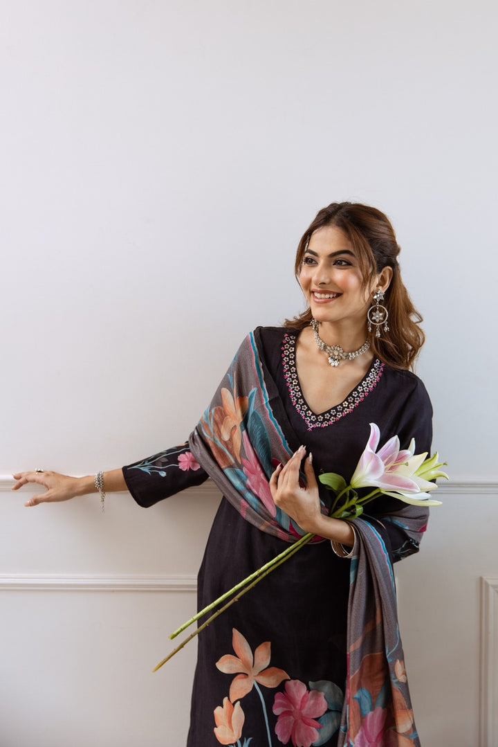 Nehamta Women's Black Cotton Kurta with Pant & Dupatta