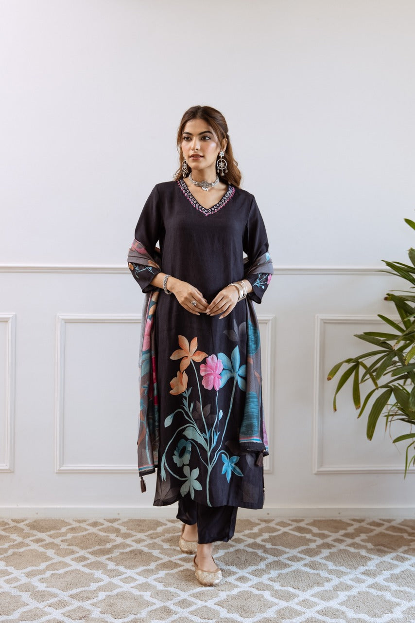 Nehamta Women's Black Cotton Kurta with Pant & Dupatta
