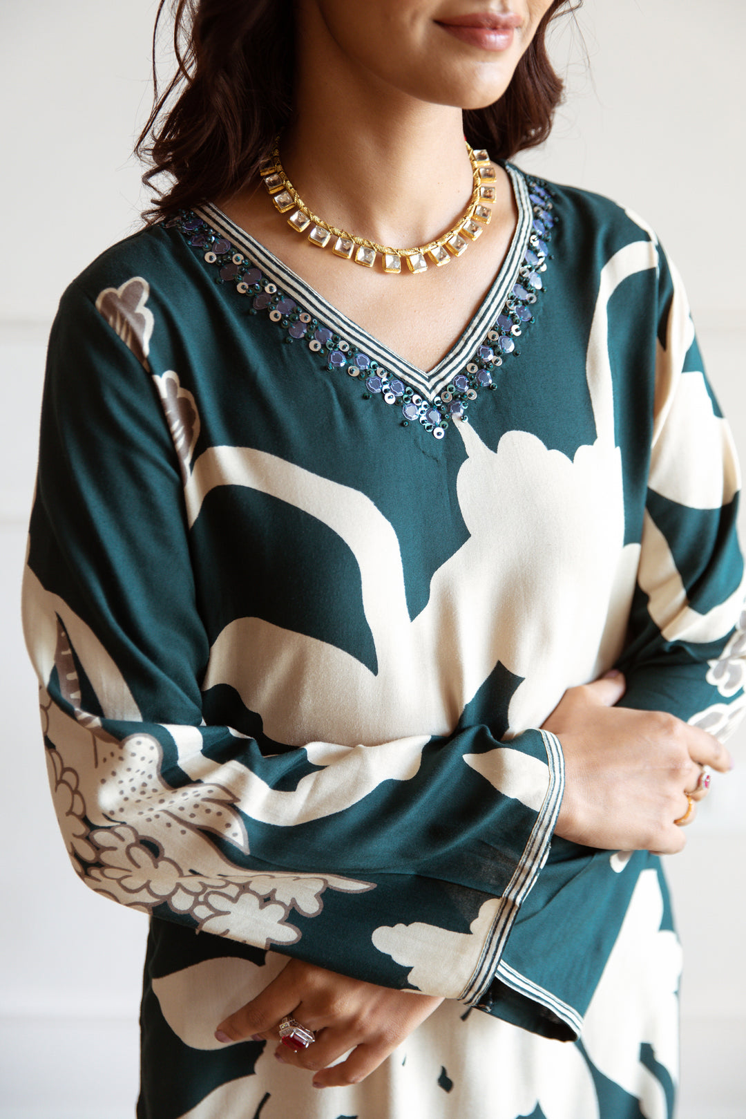 Nehamta Women's Teal Rayon Kurta with Pant