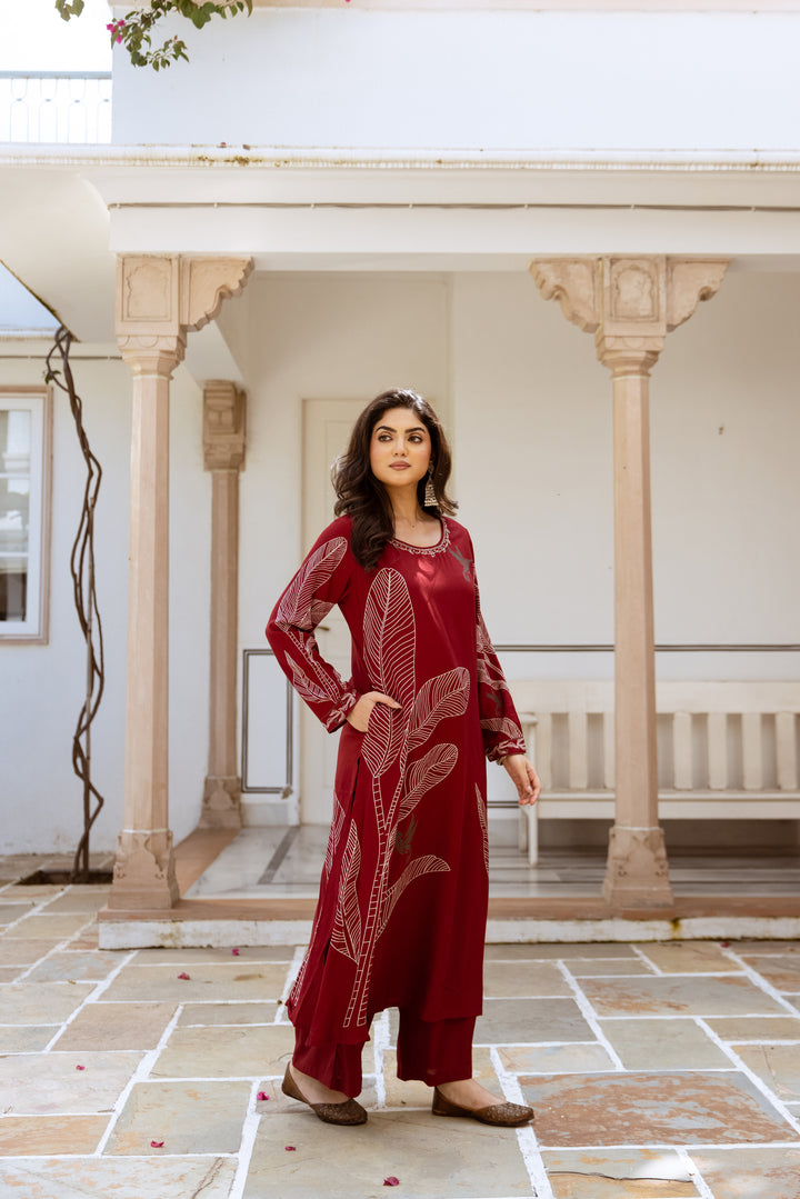 Nehamta Women's Red Rayon Kurta & Palazzo Set