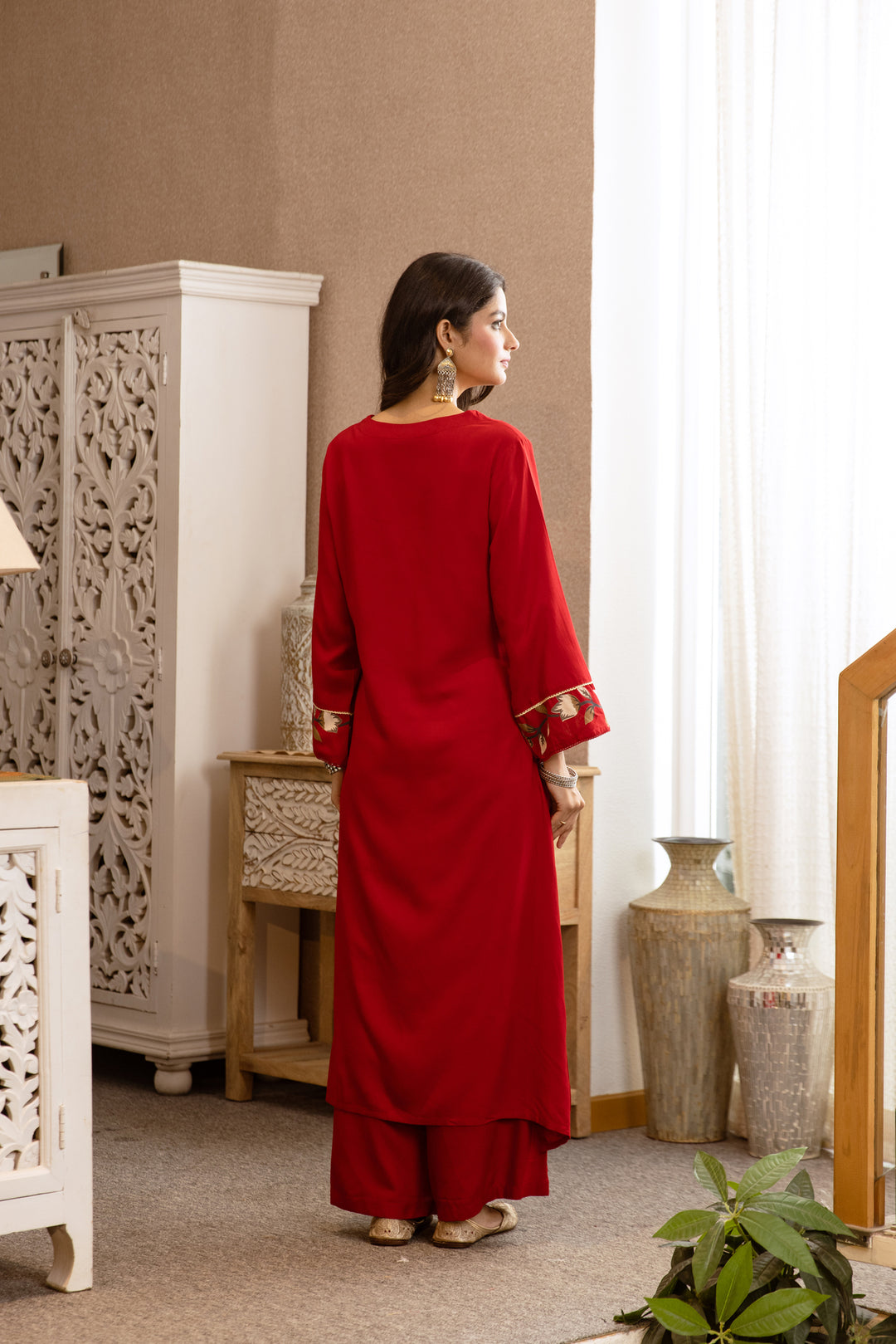Nehamta Women's Red Rayon Kurta & Palazzo Set