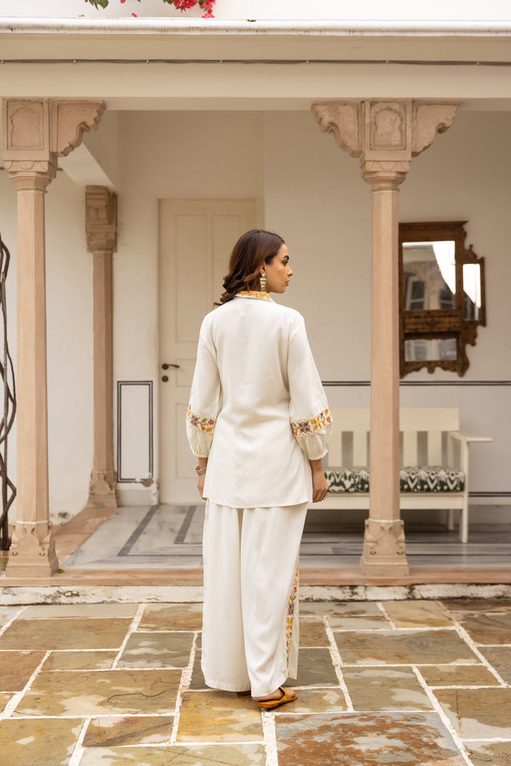 Nehamta Women's White Rayon Short Kurta with Palazzo