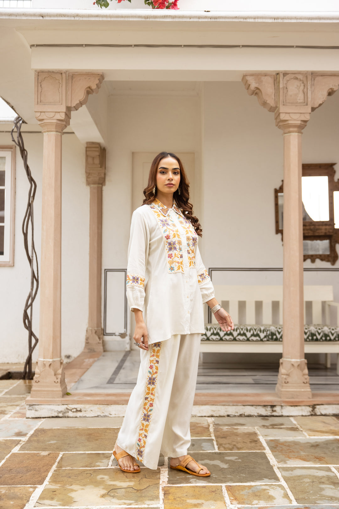 Nehamta Women's White Rayon Short Kurta with Palazzo