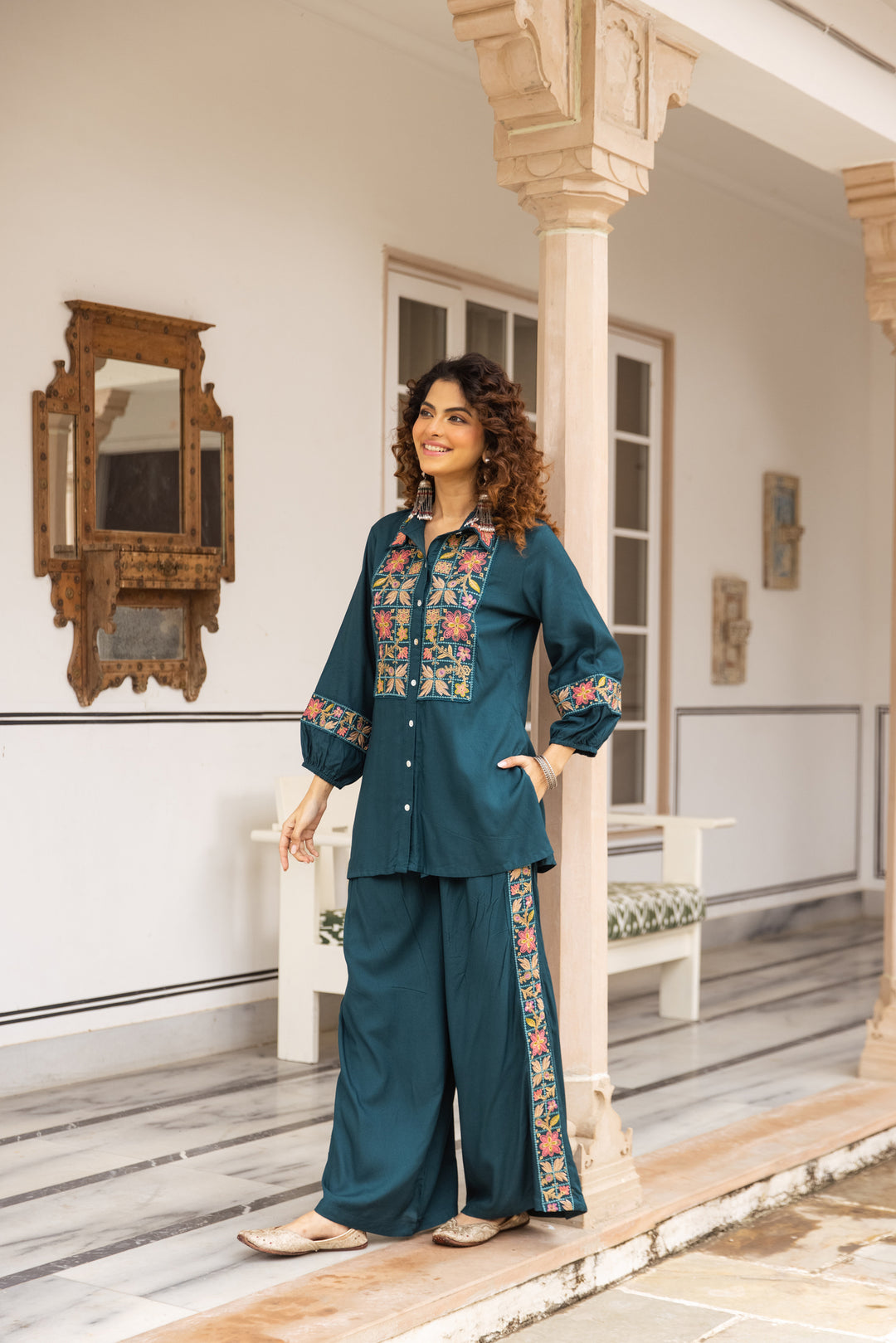 Nehamta Women's Rama Green Rayon Short Kurta with Palazzo