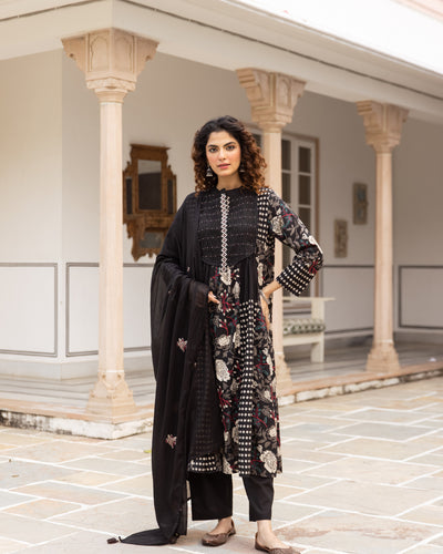 Nehamta Women's Black Cotton Kurta with Pant & Dupatta