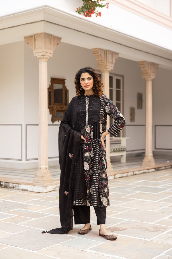 Nehamta Women's Black Cotton Kurta with Pant & Dupatta
