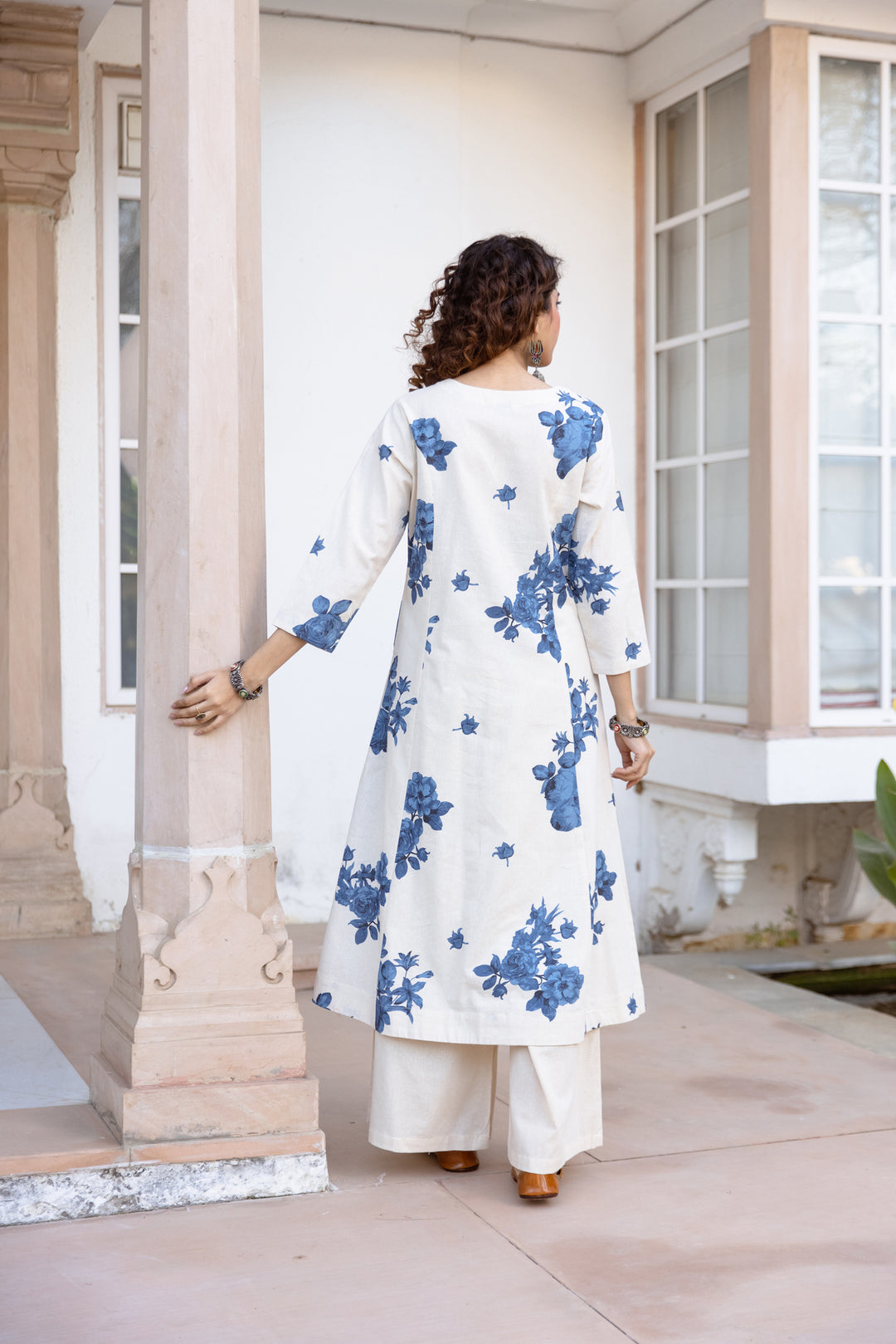 Nehamta Women's White Cotton Blend Kurta & Palazzo Set