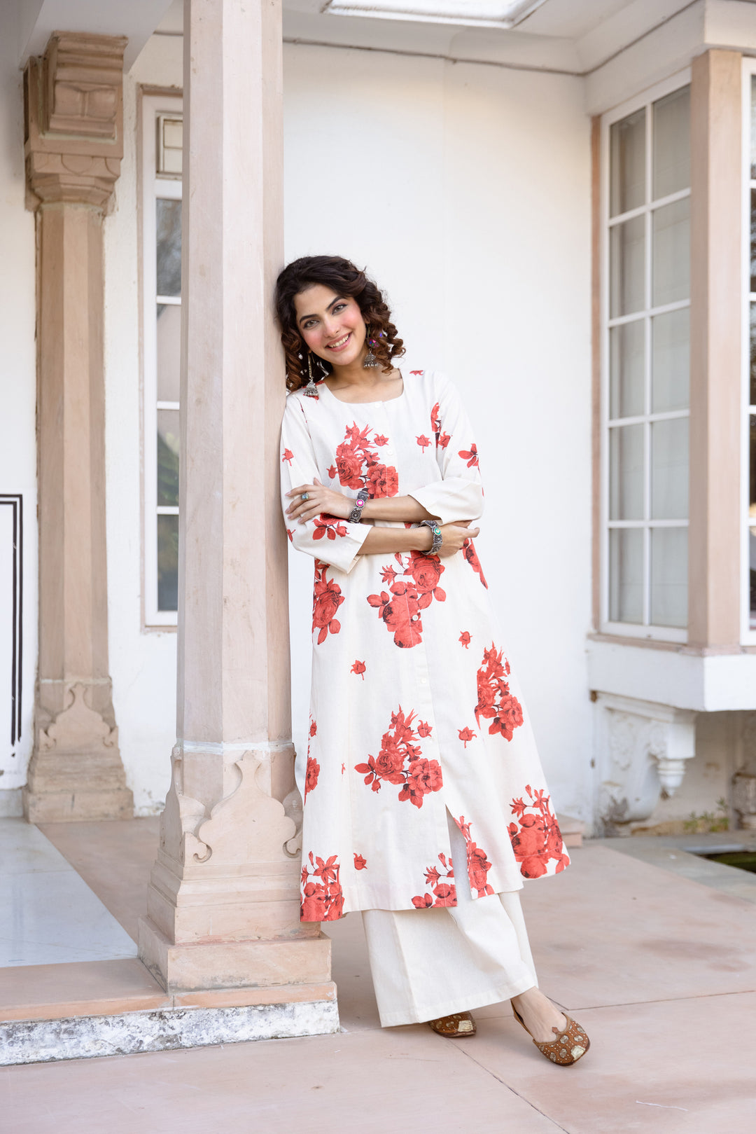 Nehamta Women's White Cotton Blend Kurta & Palazzo Set