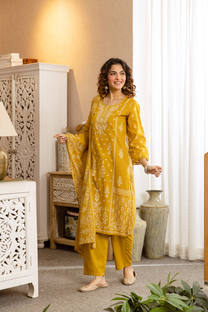 Nehamta Women's Yellow Cotton Kurta with Pant & Dupatta