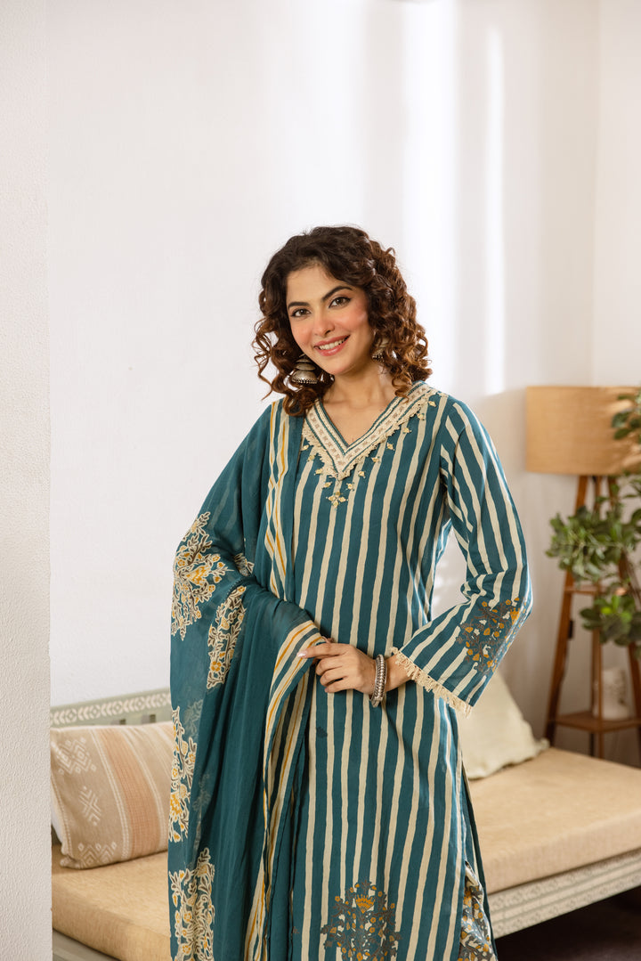 Nehamta Women's Green Cotton Kurta with Pant & Dupatta