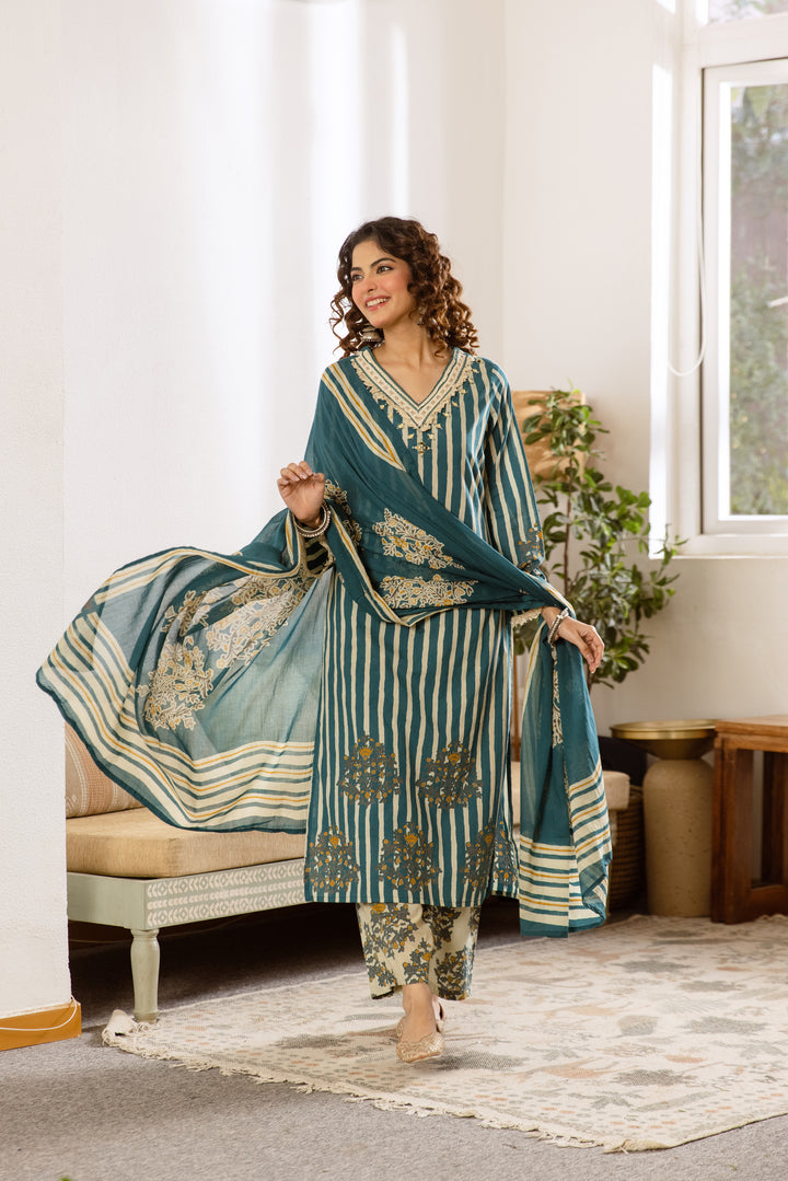 Nehamta Women's Green Cotton Kurta with Pant & Dupatta