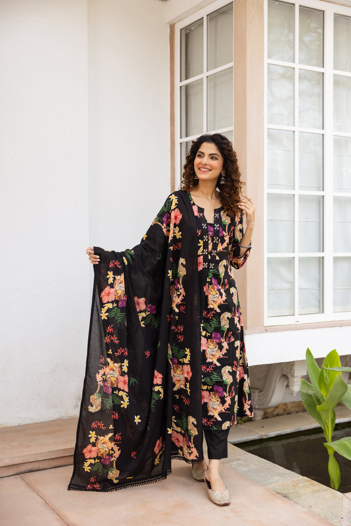 Nehamta Women's Black Cotton Kurta with Pant & Dupatta
