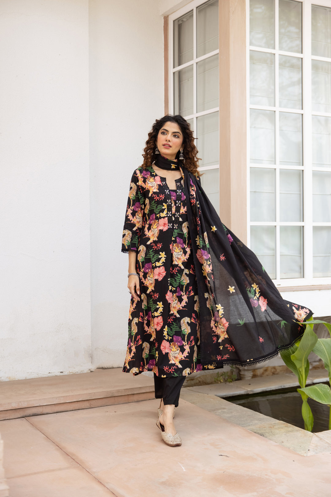 Nehamta Women's Black Cotton Kurta with Pant & Dupatta