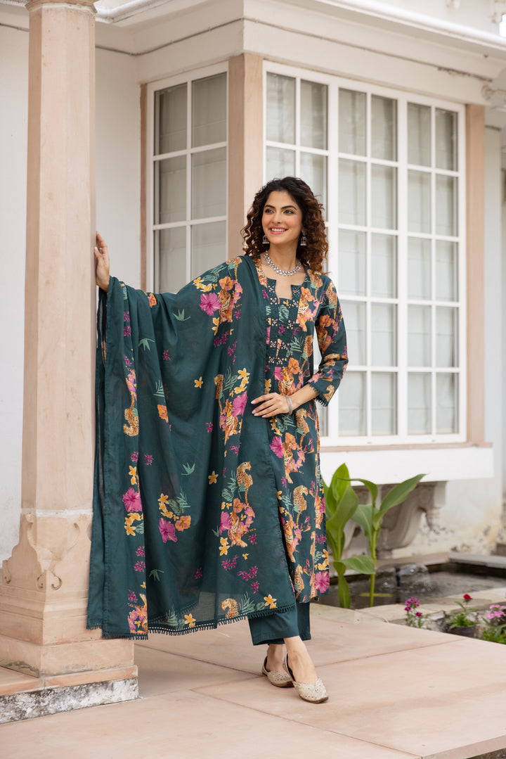 Nehamta Women's Green Cotton Kurta with Pant & Dupatta