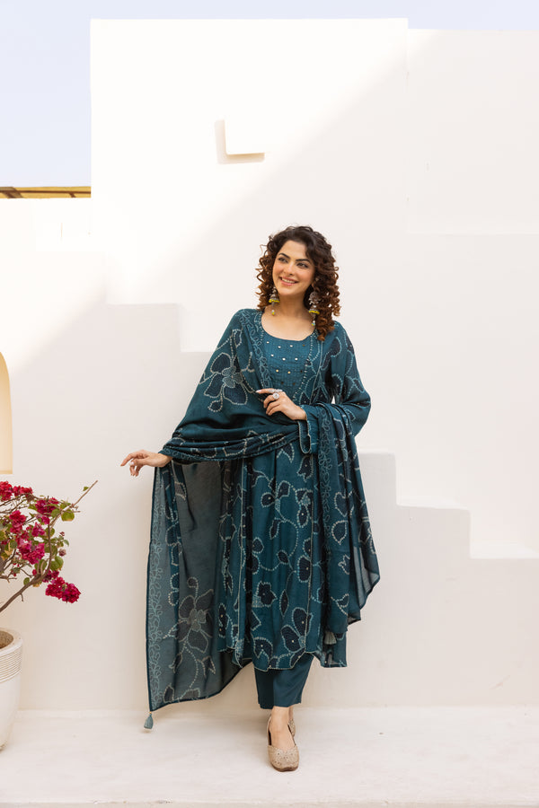 Nehamta Women's Bottle Green Mulmul Chanderi Kurta With Pant & Dupatta set