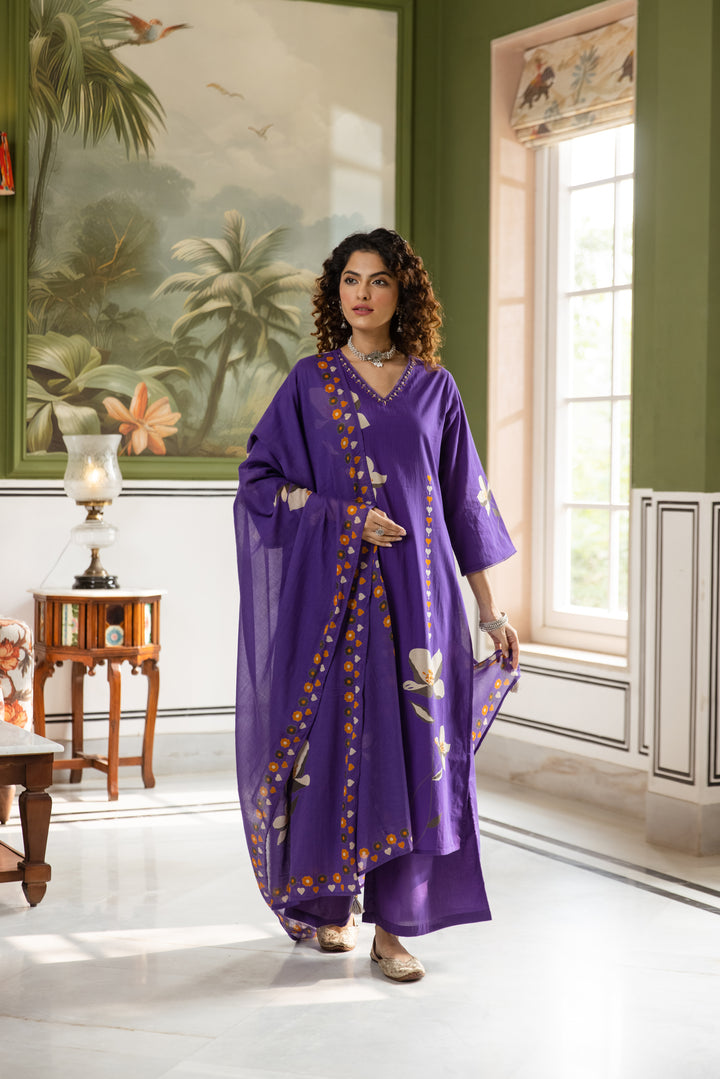 Nehamta Women's purple Cotton 60*60 Kurta With Palazzo & Dupatta set