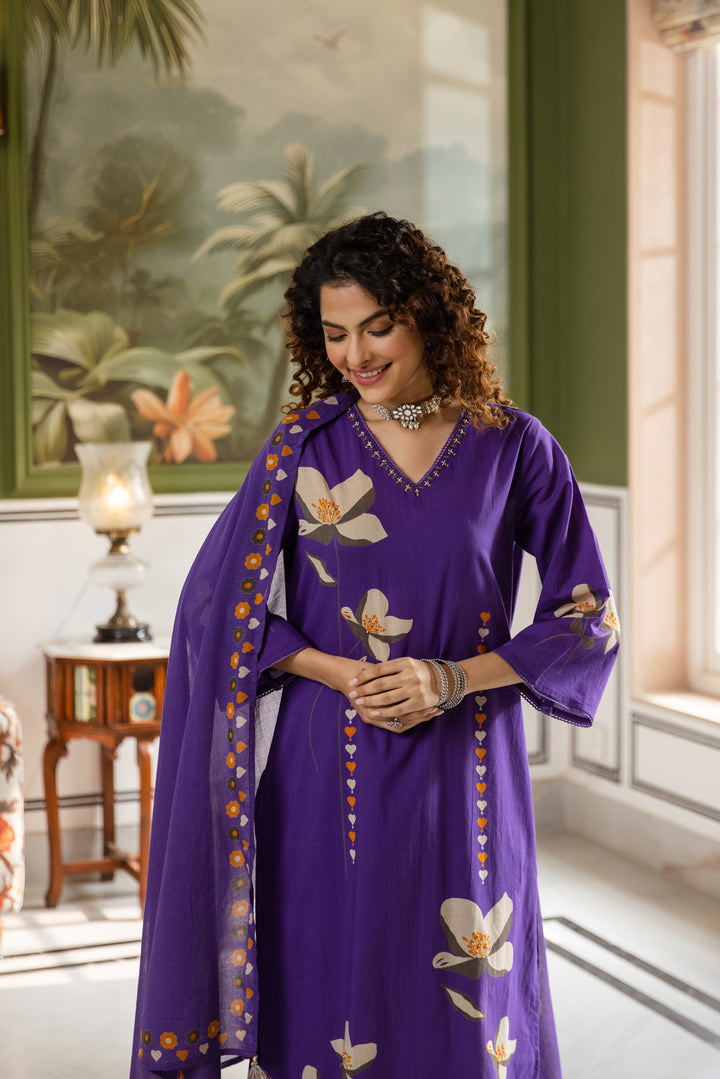 Nehamta Women's purple Cotton 60*60 Kurta With Palazzo & Dupatta set