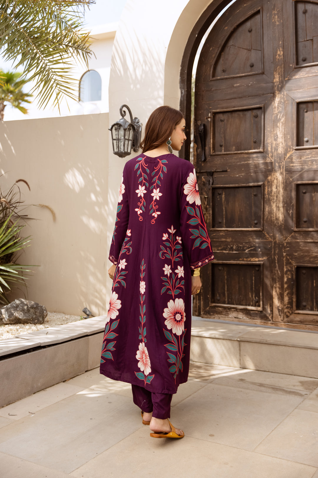 Nehamta Women's Maroon German Rayon Kurta With Pant set