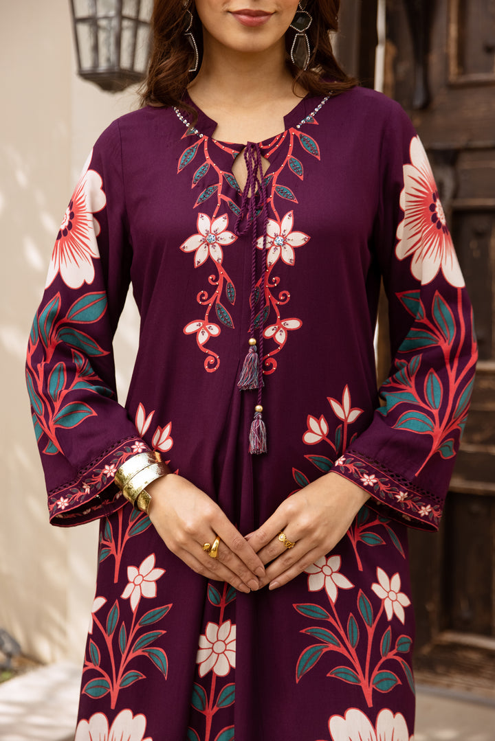 Nehamta Women's Maroon German Rayon Kurta With Pant set