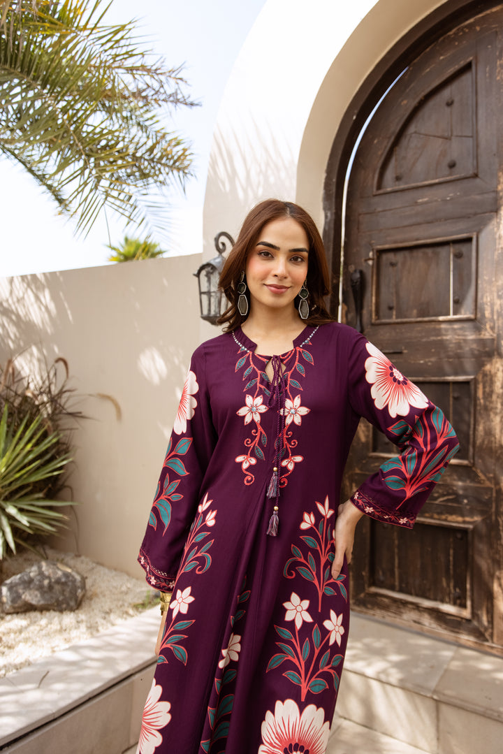 Nehamta Women's Maroon German Rayon Kurta With Pant set
