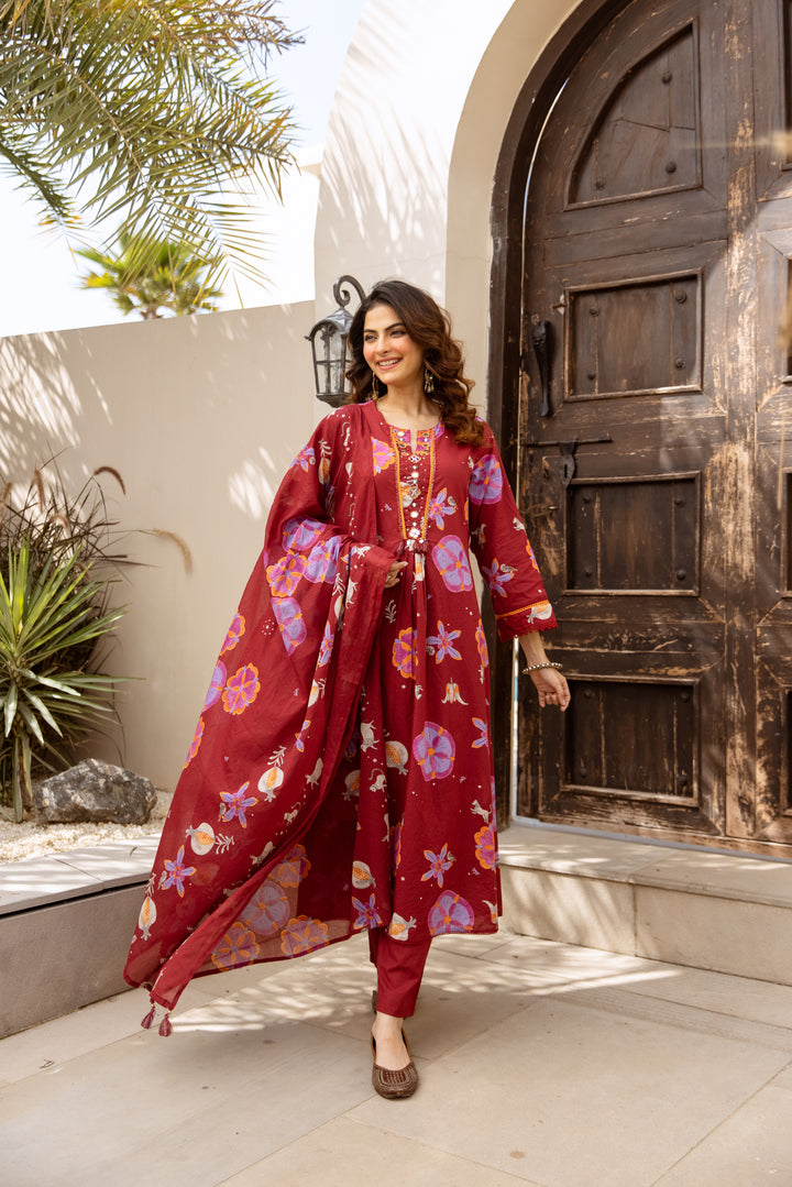 Nehamta Women's Red Cotton 60*60 Kurta With Pant & Dupatta set