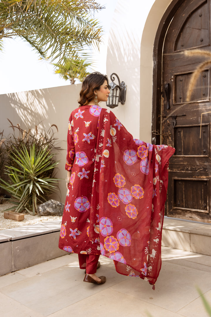 Nehamta Women's Red Cotton 60*60 Kurta With Pant & Dupatta set