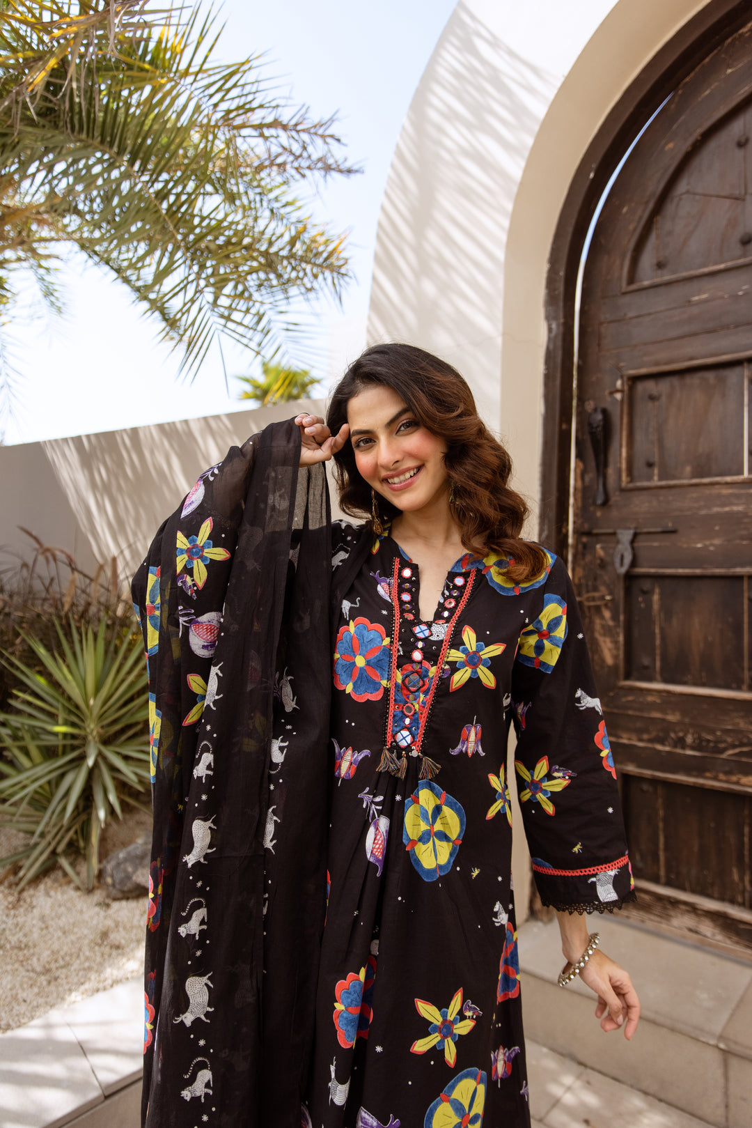 Nehamta Women's Black Cotton 60*60 Kurta With Pant & Dupatta set