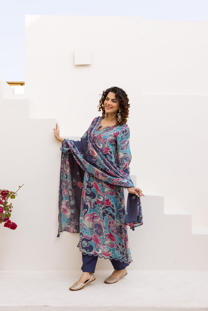 Nehamta Women's Multicolor Mulmul Chanderi Kurta With Pant & Dupatta set