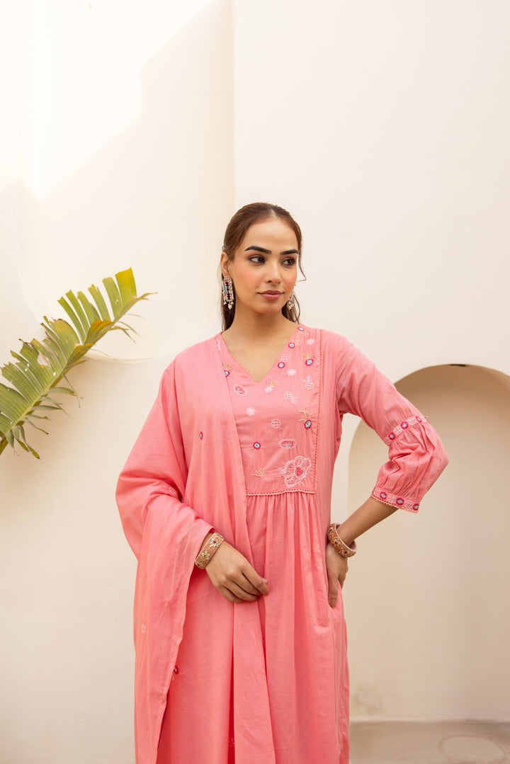 Nehamta Women's Peach Mulmul Cotton Kurta With Pant & Dupatta set