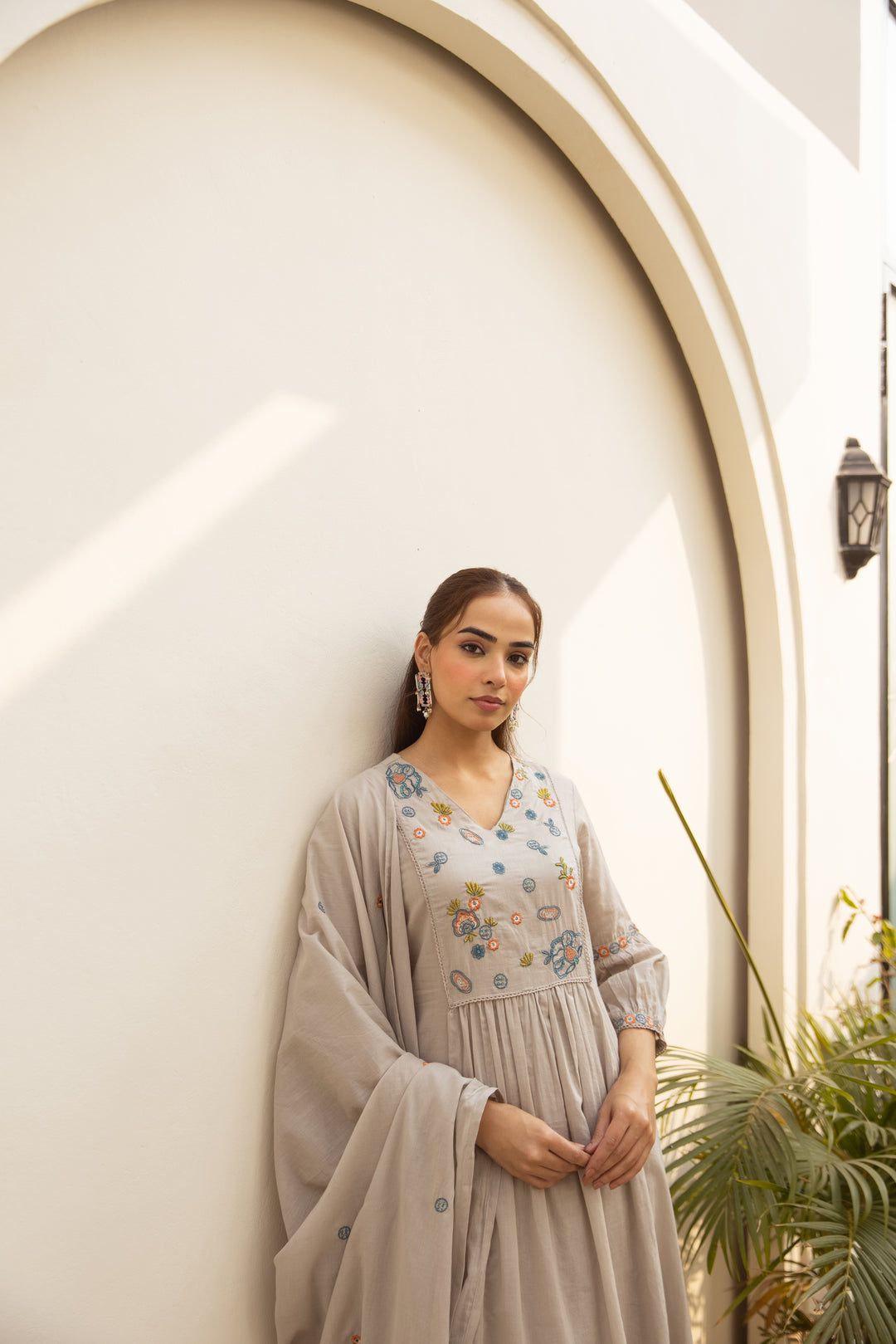 Nehamta Women's Light Grey Mulmul Cotton Kurta With Pant & Dupatta set