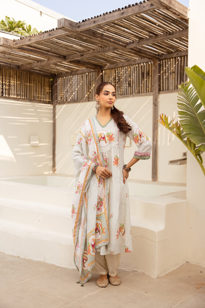 Nehamta Women's Off White Muslin Kurta With Pant & Dupatta set
