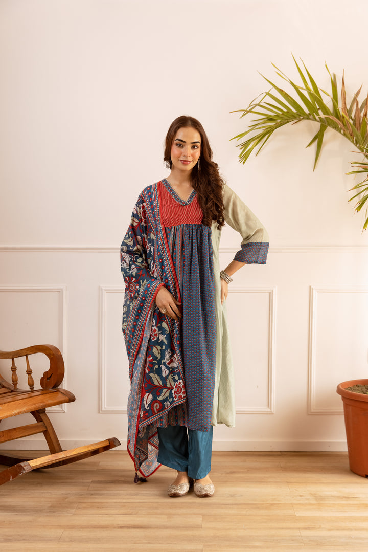 Nehamta Women's Multicolor Muslin Kurta With Pant & Dupatta set