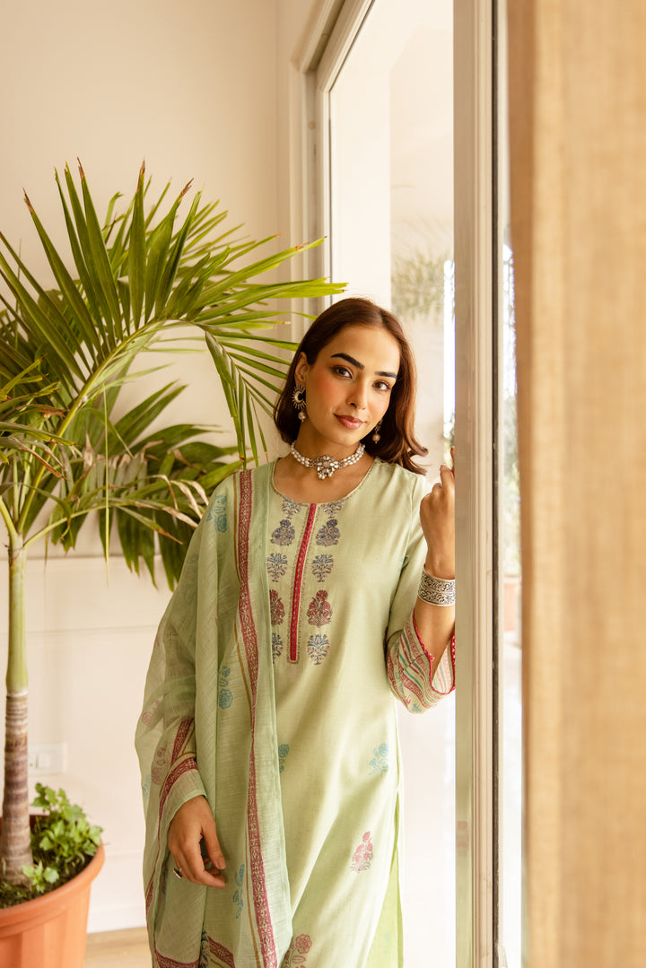 Nehamta Women's Mint Green Natural Linen Kurta With Palazzo & Dupatta set